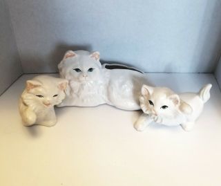 Vintage Cat Planter Mom Kitten Some Wear Visible In Ears,  Nose,  Set Of 3 1970 