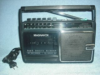 Vintage Magnavox D7185 Am Fm Radio Cassette Recorder One Touch Recording & Cord