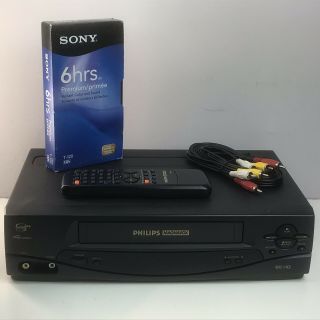 Philips Magnavox Vcr Vhs Video Player Recorder Vrz242at22 Remote W Sony Tape