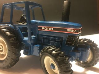 Vintage Metal Ertl Ford Toy Tractor 8630