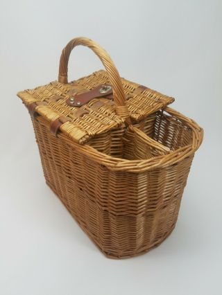 Vintage Picnic Basket With 2 Wine Bottle Holders Fabric Lined