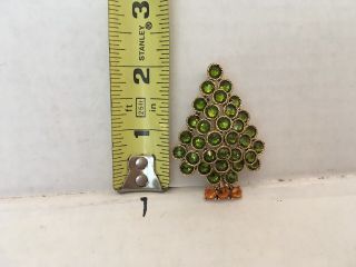 Signed Weiss 2.  25” Vintage Green Rhinestone Christmas Tree On A Tree - 3d Effect