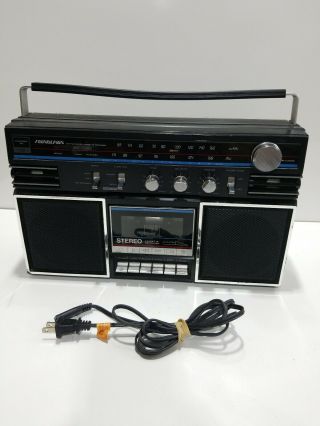 Vintage Soundesign 4614 Boombox Portable Radio Cassette Player Recorder