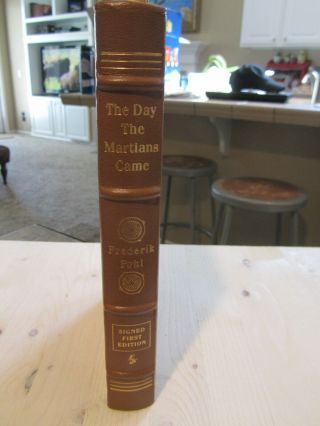 Easton Press Signed 1st Edition Book Frederich Pohl The Day The Martians Came