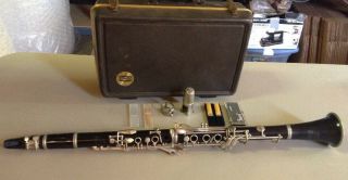 Vintage Bundy 577 Resonite Clarinet The Selmer Company W/ Carrying Case