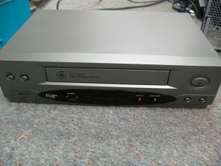 General Electric Vg4054 Vcr Vhs Player/recorder Great