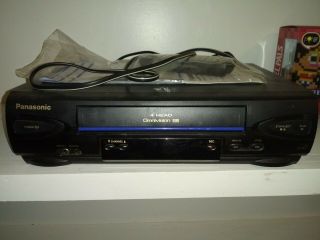 Panasonic Pv - V4022 Vhs Vcr Player With Remote