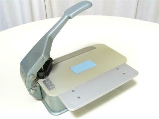 Vintage Desktop Lassco Cornerounder Model 20 Self Sharpening Corner Paper Cutter