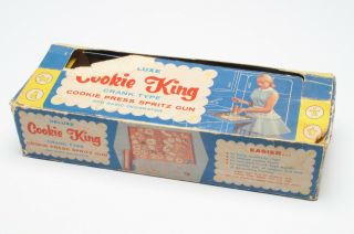 Vtg Nordic Ware Cookie King Crank Type Cookie Press Spritz Gun,  Box And 11 Tips