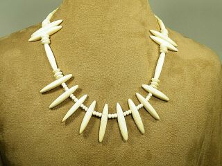 Vtg.  Handmade Boho Natural Bone Tribal Necklace Bovine Primitive Bib Statement