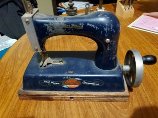 Vintage Artcraft Deluxe Junior Miss Metal Hand Crank Sewing Machine Toy
