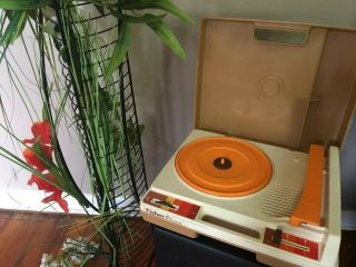 Fisher Price Record Player Model 825 Vintage 1978 Kids Phonograph Turntable