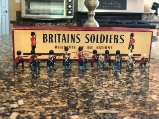 Vintage Metal Lead Britains Soldiers Of All Nations Coldstream Guards Kneeling