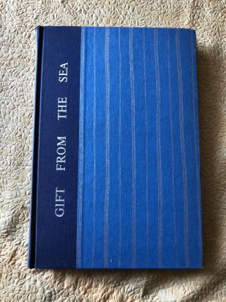 Gift From The Sea Anne Morrow Lindbergh Illustrations & Box (b270m1.  7)