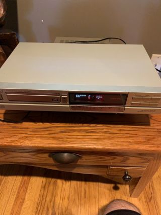 Technics SL - P100 CD Player Silver/champagne Color Model As - Is 3