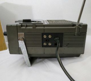 Magnavox Black And White Portable TV Radio BC3910SL01 Box Vintage 1982 5