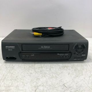 Sylvania 2945lf 4 - Head Vhs Player Vcr Video Cassette Recorder W/ Rca Cables