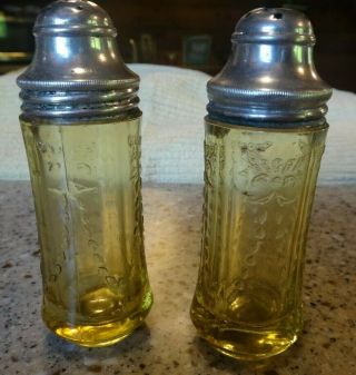 Vintage Federal Amber Depression Glass Madrid Salt & Pepper Shakers