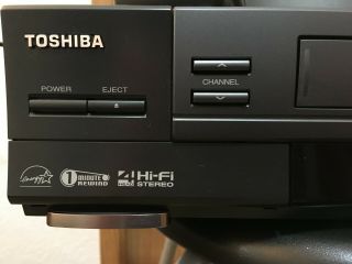 Toshiba W - 712 VCR VHS Hi - Fi 4 Head Stereo with Remote Control 3