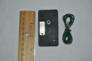VINTAGE LIONEL STANDARD GAUGE TRAIN LOCK ON AND WIRES FOR TRAIN TRACK - LOOK 2