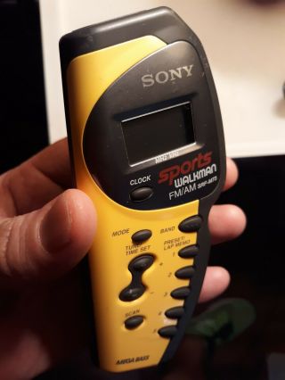 Vintage Sony Sports Walkman Srf - M73 Fm/am Radio