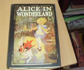 1925 - Alices Adventures In Wonderland By Lewis Carroll Illust By John Tenneil