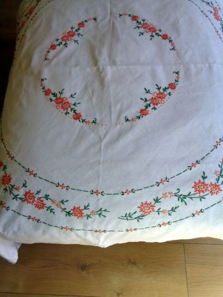 Vintage Tablecloth Hand Embroidered with Circles of Flowers White 48 