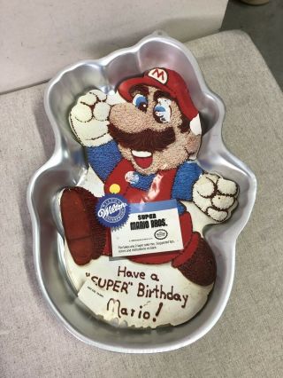 Vintage 1989 Wilton Nintendo Mario Bros.  Cake Pan / Mold With Insert,