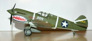 35 - 1006 Vintage 1/48th Scale Curtiss P - 40 Warhawk Plastic Model Built