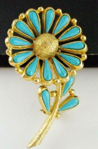 Pretty Vintage Bsk Flower Pin Brooch W/turquoise Colored Stones In Gold Tone