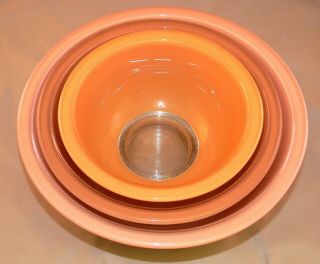 Vintage Set Of 3 Pyrex Nesting Mixing Bowls Set In Earth Colors