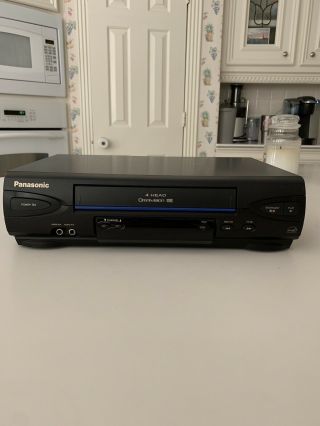 Panasonic Omnivision Pv - V4022 4 - Head Recorder Vhs Player Vcr No Remote