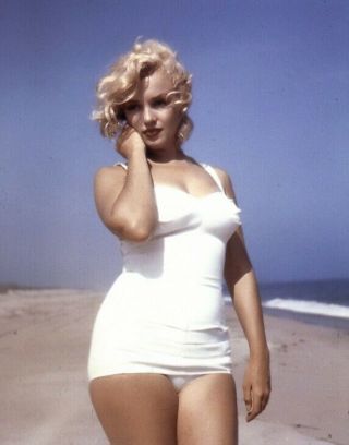 Marilyn Monroe Sexy Vintage 35mm Slide Transparency Photo Film Dia 17
