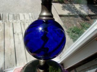 Vtg Cobalt Blue Glass Ball Internal Spiral Mirror Topped Glass Base Boudoir Lamp 3