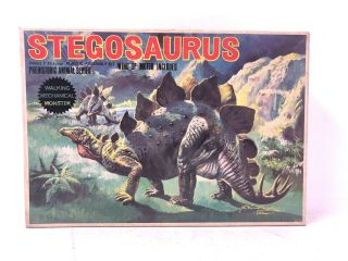 Vintage Bandai Wind Up Stegosaurus Model Kit 1/35 Scale