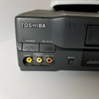 Toshiba M - 662 VCR 4 Head HiFi VHS Player Recorder w/ cables and Movie.  All 3