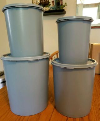 Vintage Tupperware Servalier Country Blue Canister Set Of 4