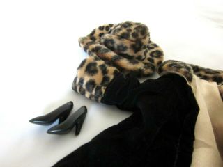 Vintage Barbie Black Velvet Coat Leopard Trim Hat Heels Limited Edition 1990s 4