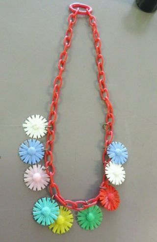 Vintage 1940’s Celluloid Plastic Daisy Charm Chain Necklace