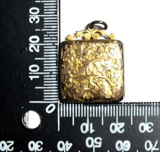 Vintage GOLD TONE Filigree Design Engraved Square Locket Pendant,  4.  57g - T15 3