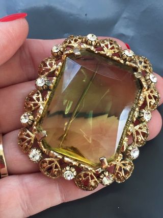 Vintage Jewellery Signed Sphinx Gorgeous Large Citrine/lime Glass Brooch