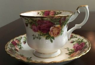 Royal Albert Old Country Roses Bone China Vintage Tea Cup And Saucer Set