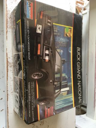 Vintage Monoram 1:24 Scale 1987 Buick Grand National Model Kit 2765