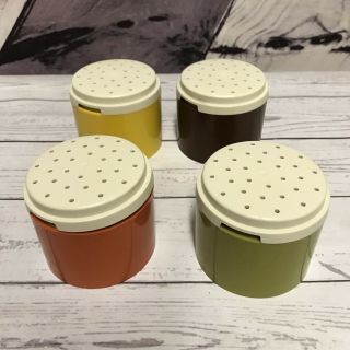 Set Of 4 Vintage Tupperware Stacking Spice Shaker Canisters Containers Stackable