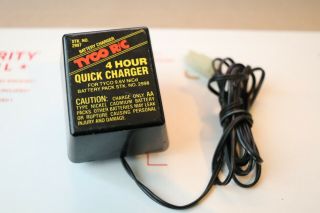Vintage Tyco Rc 2997 4 Hour Quick Charger For 9.  6v Nicd Battery Pack 2998 R/c