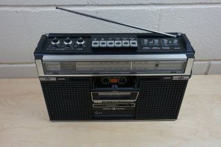 Vintage General Electric 3 - 5251a Am/fm Cassette Player