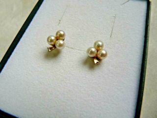 Vintage Yellow Gold 375 9ct & Triple Pearl Stud Earrings Clover Flower Y891 J8