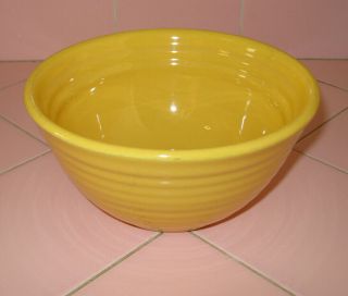 Vintage Bauer Pottery Ring Ware Yellow 30 Mixing Bowl 6 " Nesting