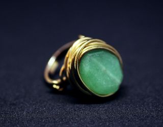 Vintage Green Jade Look Silver Metal Ring Size R/s 19mm In Diameter