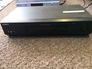 Sony SLV - N77 VHS VCR Hi - Fi Stereo Video Cassette Recorder (No remote) 2